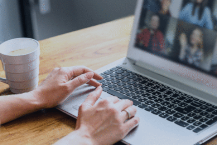 Image about Getting ‘Chalant’: How Daily Stand‑Ups Can Benefit Leg